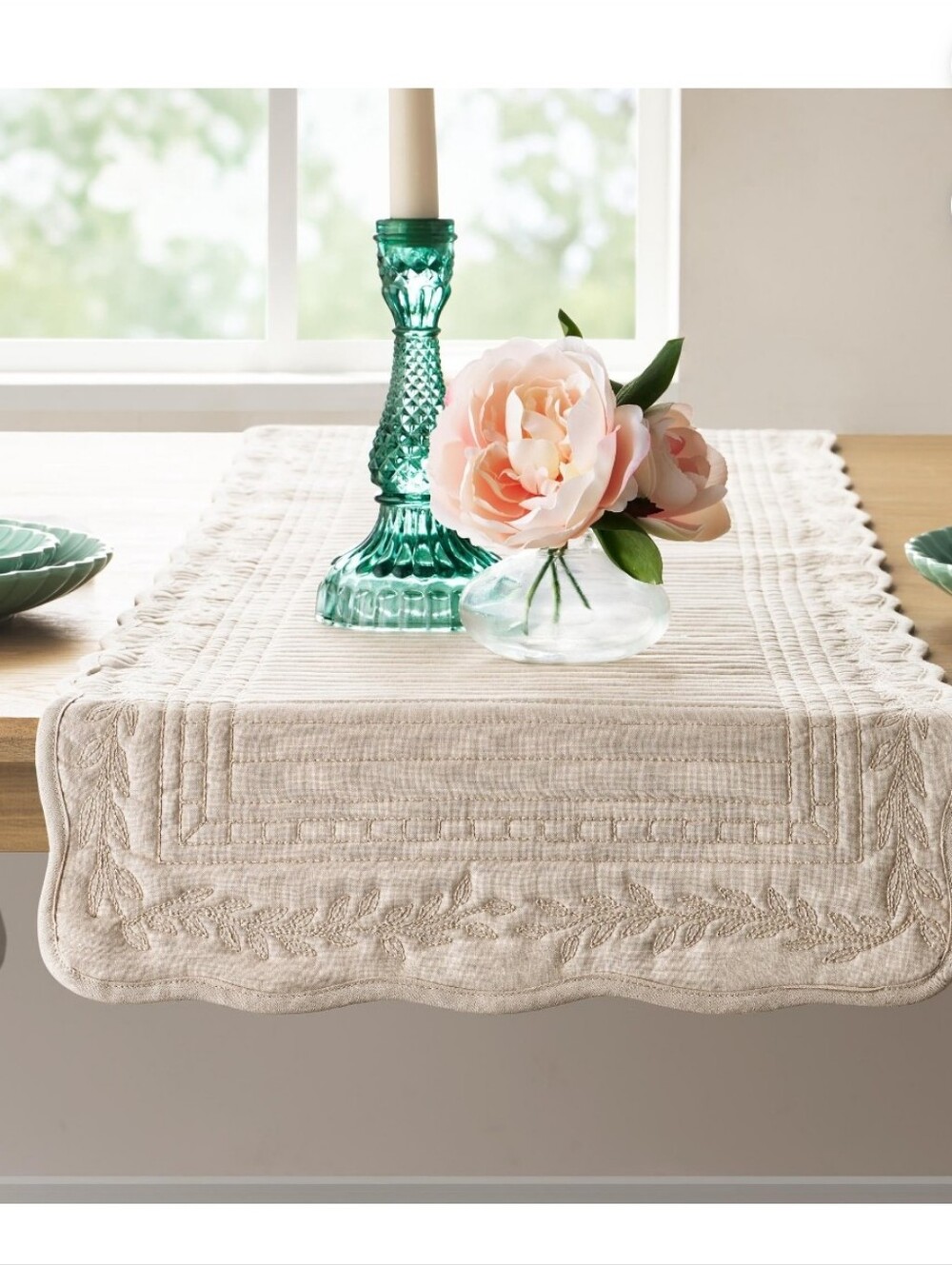 ❤️ New Pioneer Woman Mini Beige Gingham Table Runner with Scalloped Edge - Picture 5 of 7